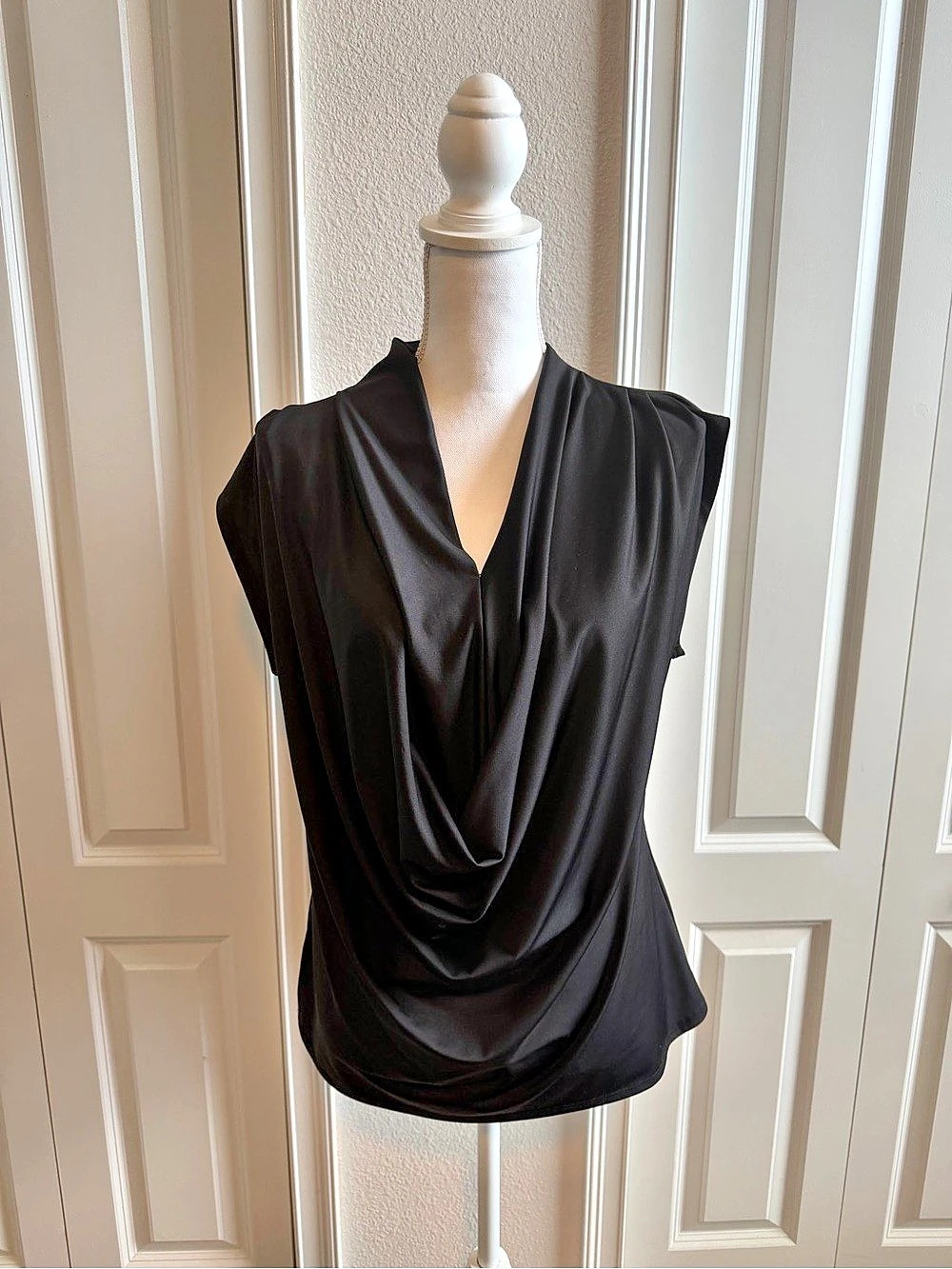 New Directions Cowl Neck Blouse in Black Size Medium Like New